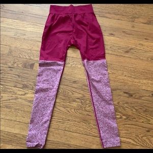 SOLD - Beet Two Tone Gymshark Seamless Leggings